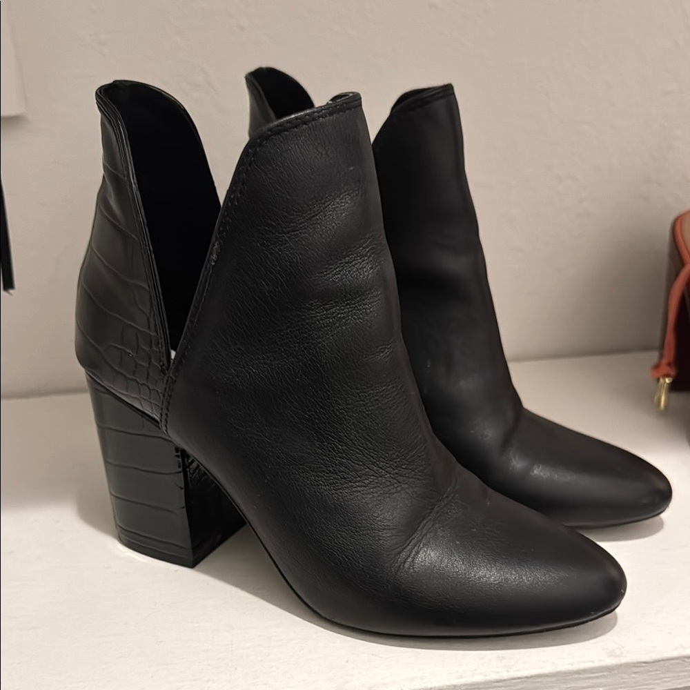 Steve Madden Black Leather Ankle Boots